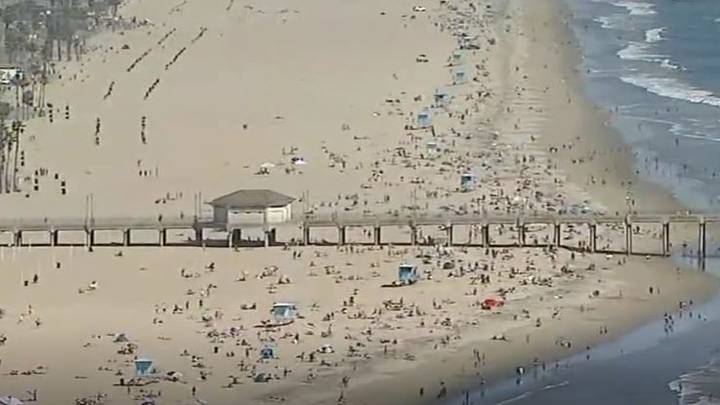 Tens Of Thousands Of People Hit California Beaches During Heatwave