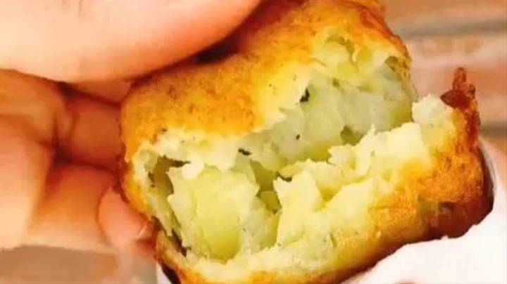 Cook Shares Recipe To Make Perfect McDonald'& #x 27; s Hash Browns