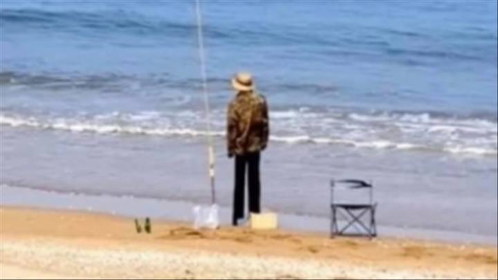 Police Approach 'Fisherman' Ignoring Lockdown Rules Only To Discover It's A Scarecrow