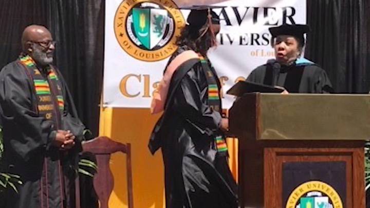 Dad Builds Huge Stage On Driveway So Daughter Doesn't Miss Out On Graduation